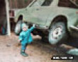 Funny pics mix: Super kid lifts car picture