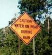 Funny pictures : Water On The Road