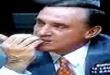 Funny videos: Cheeky nose-pick