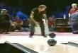 Funny videos : Immense bowling shot
