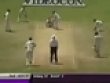 Funny videos : Cricketer and the fa
