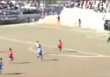 Sport videos : Soccer goalie kicks player in head