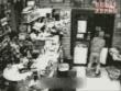 Clumsy crook gives gun to clerk