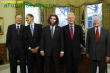 Funny pictures: Caveman spotted at Presidential Lunch